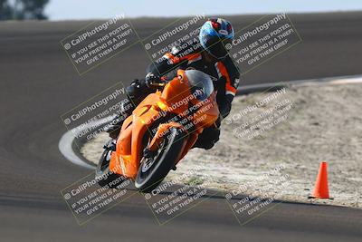 media/Nov-02-2025-Lets Ride (Sun) [[f7a3caa734]]/B Group/1220pm (Turn 2 Outside)/